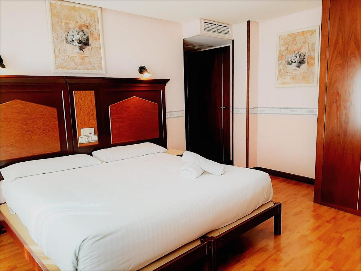 Hosteria Sara By Gaiarooms Salamanca Dış mekan fotoğraf